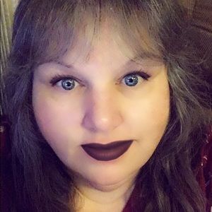 Meet your Posher, Stacie